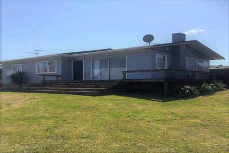 Photo of property in 4 Ronald Place, Manurewa, Auckland, 2102