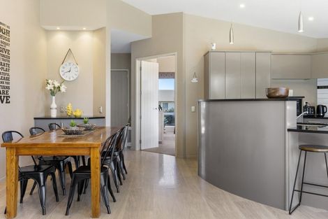 Photo of property in 129 Victory Drive, Wharewaka, Taupo, 3330