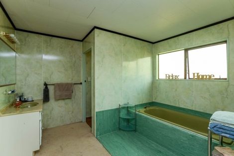 Photo of property in 8 Rossiter Crescent, Lynmouth, New Plymouth, 4310