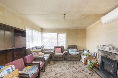 Photo of property in 17 Buick Crescent, Awapuni, Palmerston North, 4412