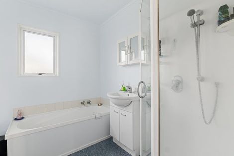 Photo of property in 2 Shelley Crescent, Stoke, Nelson, 7011