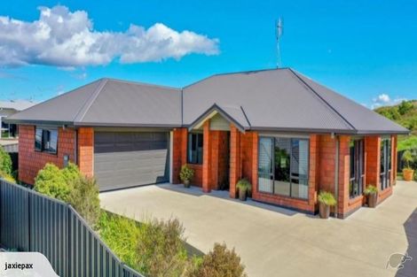 Photo of property in 21 Omega Place, Coastlands, Whakatane, 3120