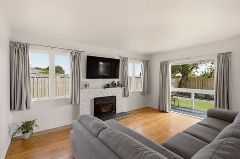 Photo of property in 9 Gordon Street, Te Puke, 3119