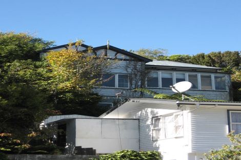 Photo of property in 110 Newlands Road, Newlands, Wellington, 6037