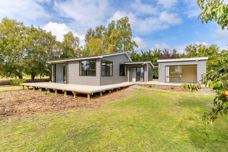 Photo of property in 51 Allan Street, Waiwera South, Clinton, 9584