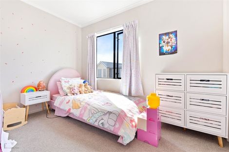 Photo of property in 4 Peihana Road, Hobsonville, Auckland, 0616