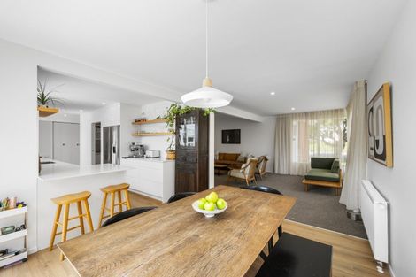 Photo of property in 50 Churton Drive, Churton Park, Wellington, 6037