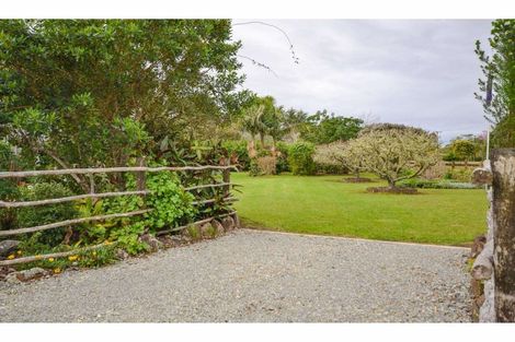 Photo of property in 176 Pungaere Road, Waipapa, Kerikeri, 0295