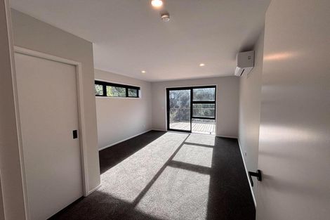 Photo of property in 15 Holly Grove, Maungaraki, Lower Hutt, 5010
