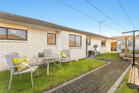 Photo of property in 4 Fuchsia Place, Mount Maunganui, 3116