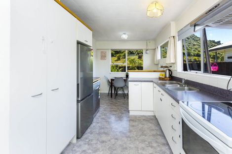 Photo of property in 23 Indiana Grove, Totara Park, Upper Hutt, 5018