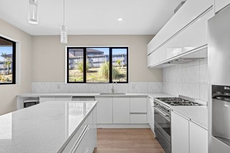 Photo of property in 81 Totara Views Drive, Silverdale, 0932