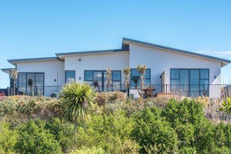 Photo of property in 10 Simpson Crescent, Raumati Beach, Paraparaumu, 5032