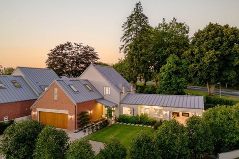 Photo of property in 1 Le Quesnoy Place, Cambridge, 3434