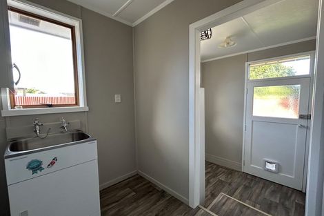 Photo of property in 64 Wynyard Crescent, Tamatea, Napier, 4112