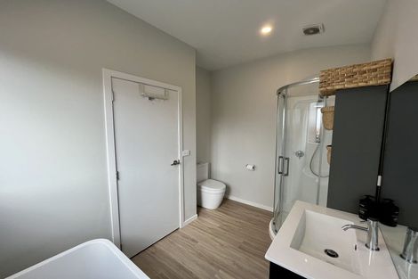 Photo of property in 21d Margaret Road, Raumati Beach, Paraparaumu, 5032