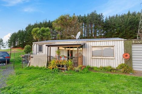 Photo of property in 242 Kellyville Road, Mercer, 2474