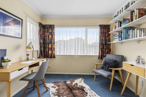 Photo of property in 139 Woodman Drive, Tawa, Wellington, 5028