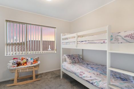 Photo of property in 1/11 Kopara Place, Clendon Park, Auckland, 2103