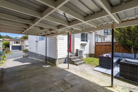 Photo of property in 26b Viewmont Drive, Harbour View, Lower Hutt, 5010
