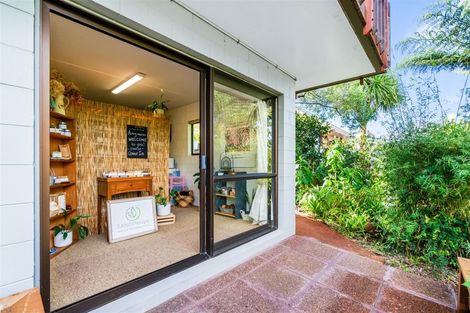 Photo of property in 213 Fairway Drive, Te Kamo, Whangarei, 0112