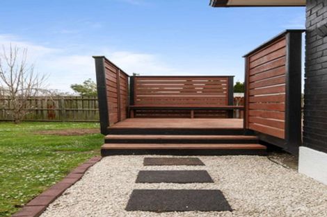 Photo of property in 15 Sunrise Avenue, Owhata, Rotorua, 3010