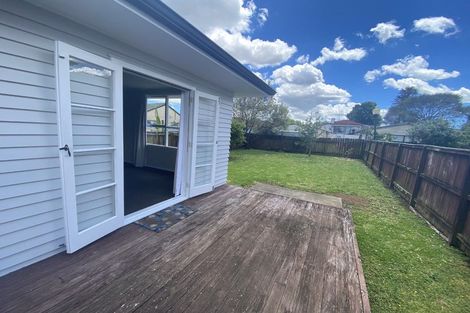 Photo of property in 14 Parry Road, Mount Wellington, Auckland, 1062