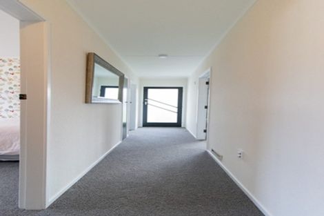 Photo of property in 6 Sutherland Crescent, Westbrook, Palmerston North, 4412