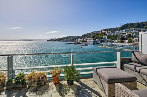 Photo of property in Clyde Quay Wharf, 3c/6 Clyde Quay Wharf, Te Aro, Wellington, 6011