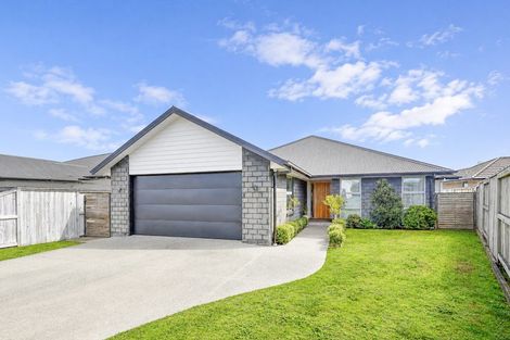 Photo of property in 37 Harding Drive, Papamoa Beach, Papamoa, 3118