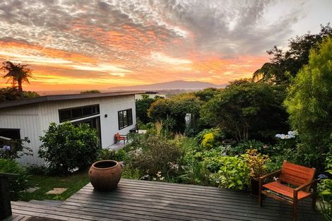 Photo of property in 10 Tui Crescent, Waikanae, 5036