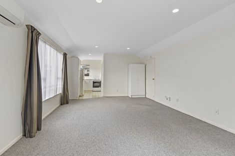 Photo of property in 4/60 Somerset Crescent, Spreydon, Christchurch, 8024