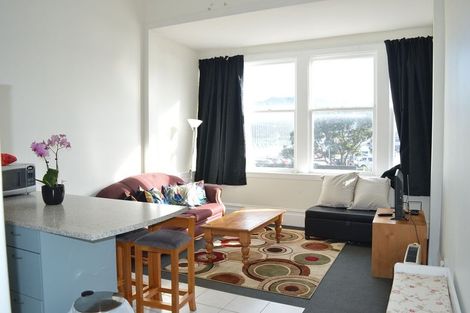 Photo of property in 16 Austin Street, Mount Victoria, Wellington, 6011