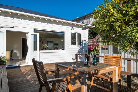 Photo of property in 52 Cannington Road, Maori Hill, Dunedin, 9010