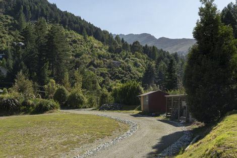 Photo of property in 1 Closeburn Road, Closeburn, Queenstown, 9371
