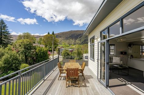 Photo of property in 17 Kent Street, Kingston, Athol, 9793