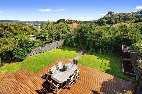 Photo of property in 32 Cavendish Square, Strathmore Park, Wellington, 6022