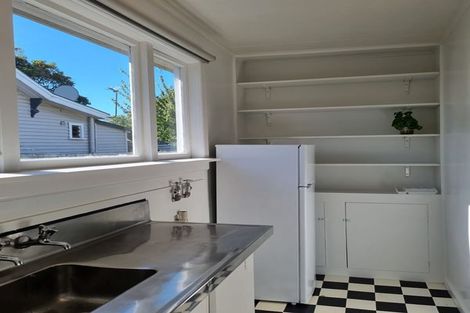 Photo of property in 21 Mackenzie Avenue, Woolston, Christchurch, 8023