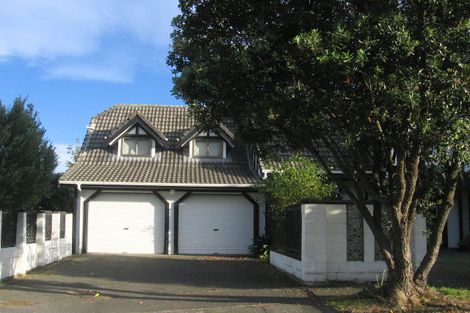 Photo of property in 12 Solway Place, Papakowhai, Porirua, 5024