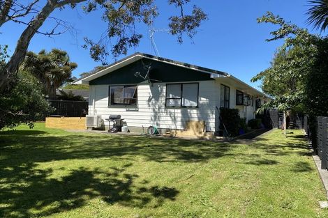 Photo of property in 12a Sharda Grove, Paraparaumu Beach, Paraparaumu, 5032