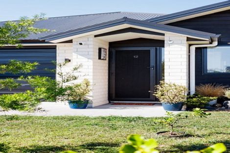 Photo of property in 12 Ruru Street, Cambridge, 3434