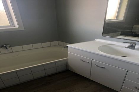 Photo of property in 32 Taylor Terrace, St Andrews, Hamilton, 3200