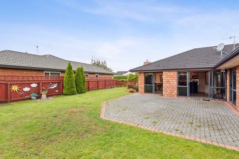 Photo of property in 170 Milne Drive, Paraparaumu, 5032