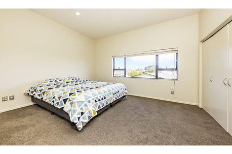 Photo of property in 5v Dryden Place, Mount Wellington, Auckland, 1051