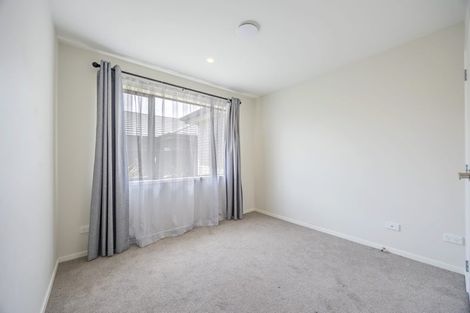 Photo of property in 9 Moemoea Avenue, Kumeu, 0810