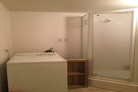 Photo of property in Churchill Flats, 213 The Terrace, Wellington Central, Wellington, 6011