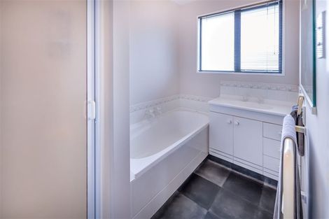 Photo of property in 60a Kintyre Drive, Broomfield, Christchurch, 8042