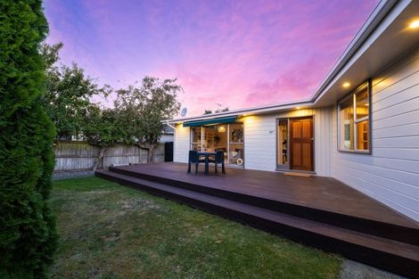 Photo of property in 59 Bryndwr Road, Bryndwr, Christchurch, 8052