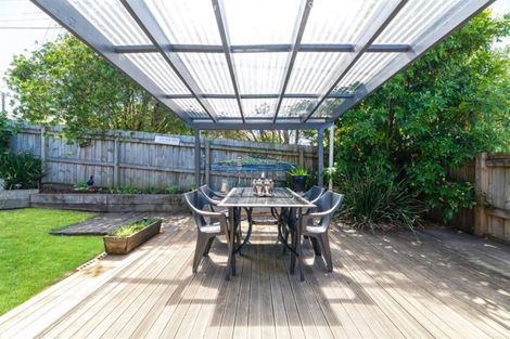 Photo of property in 1/78 Nile Road, Milford, Auckland, 0620