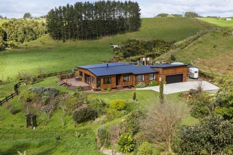 Photo of property in 63a Saxton Road, Upper Vogeltown, New Plymouth, 4371